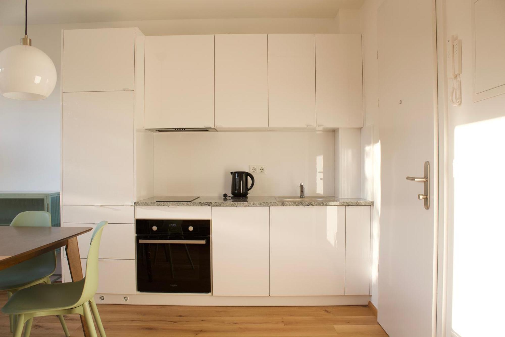 Stad10 - Apartments Very Close To Subway U2 Stadlau Vienna Room photo